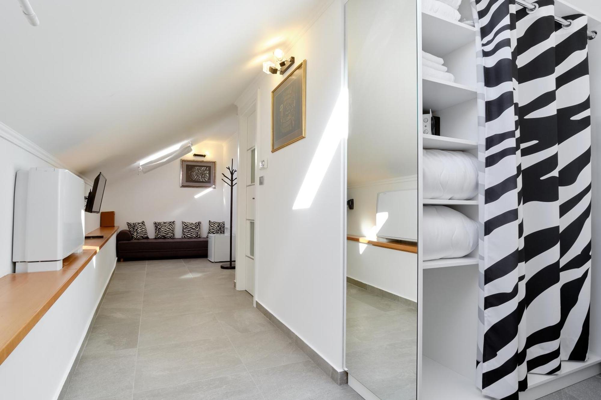 Apartments Zebra Tivat Zewnętrze zdjęcie