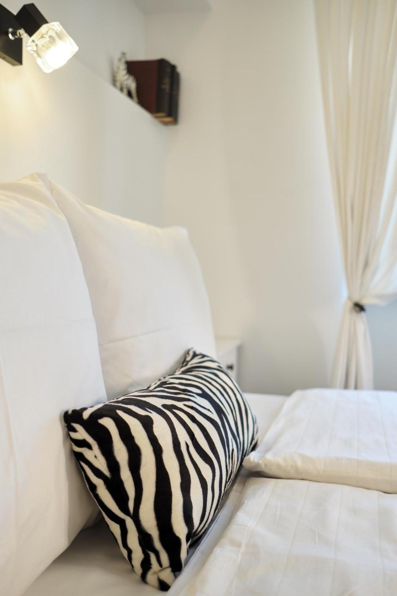 Apartments Zebra Tivat Pokój zdjęcie