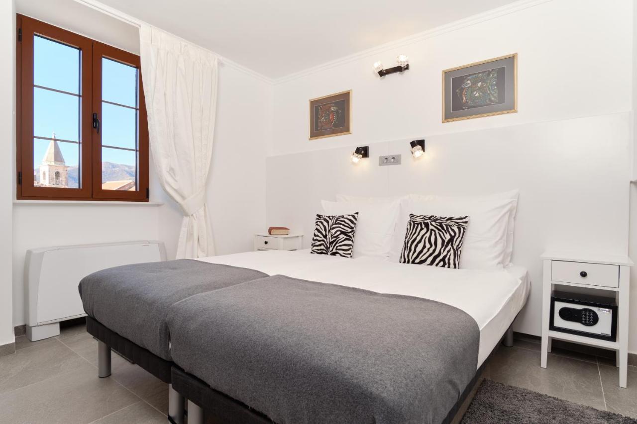 Apartments Zebra Tivat Zewnętrze zdjęcie