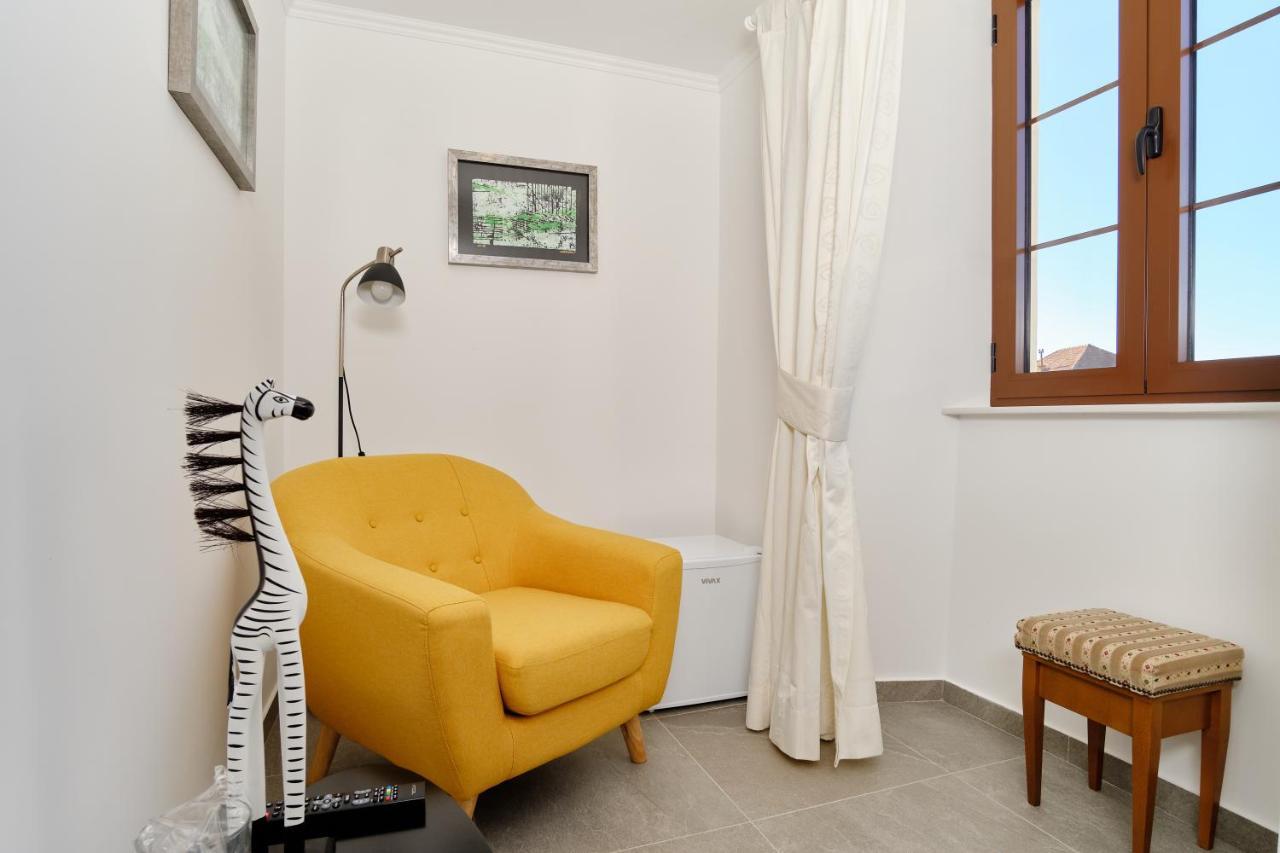 Apartments Zebra Tivat Zewnętrze zdjęcie