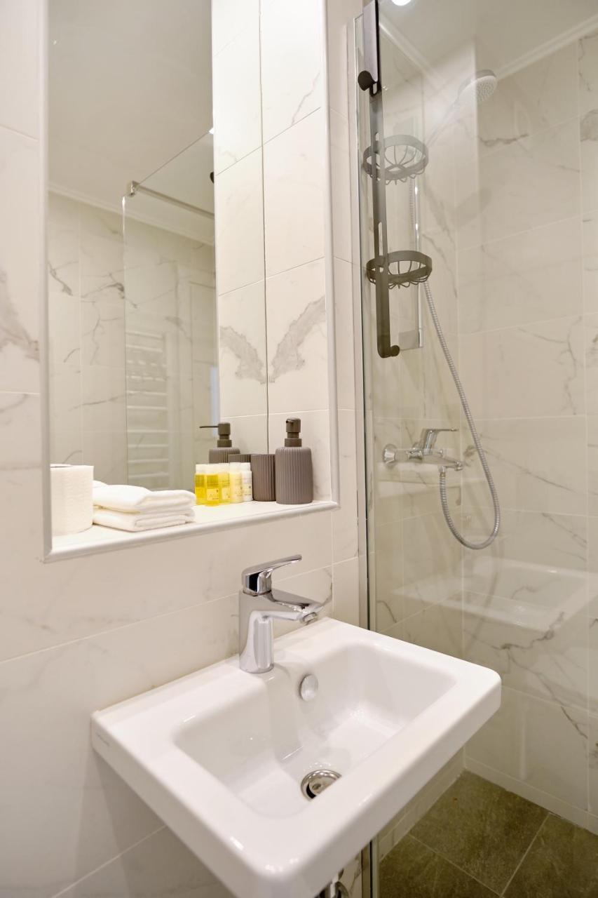 Apartments Zebra Tivat Zewnętrze zdjęcie