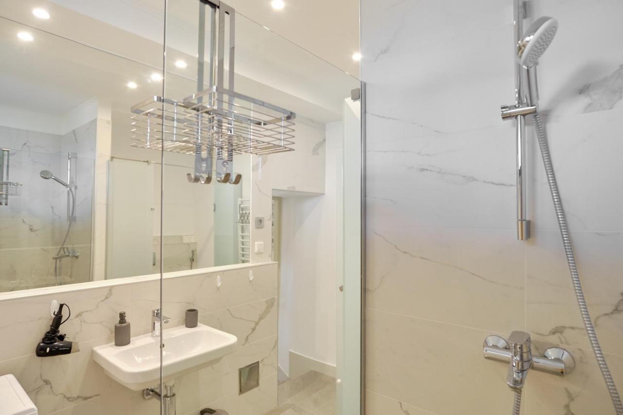 Apartments Zebra Tivat Zewnętrze zdjęcie